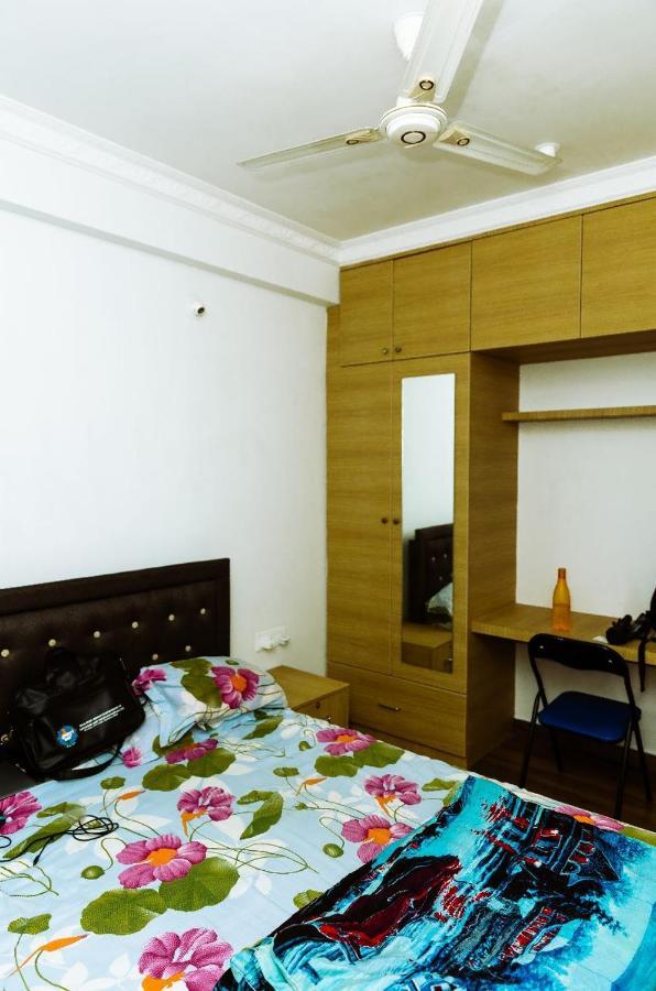 Rvr Abode -Private Rooms Bangalore Esterno foto