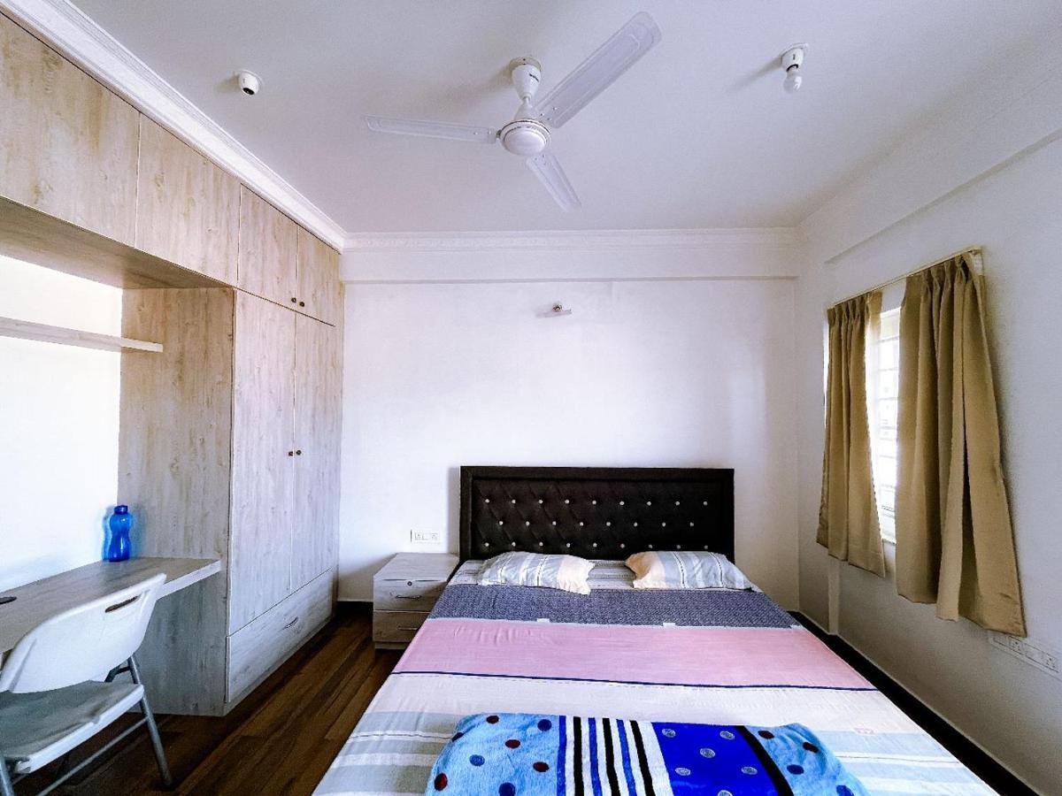 Rvr Abode -Private Rooms Bangalore Esterno foto